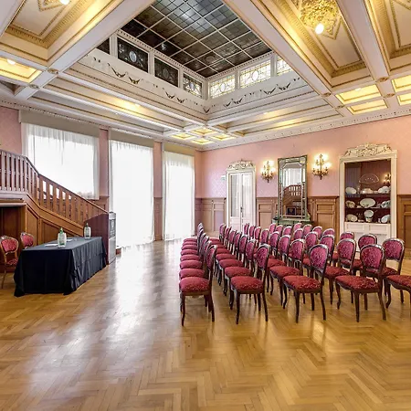 Grand Politi Hotel 4*