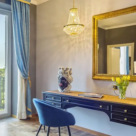 Grand Politi Hotel 4*