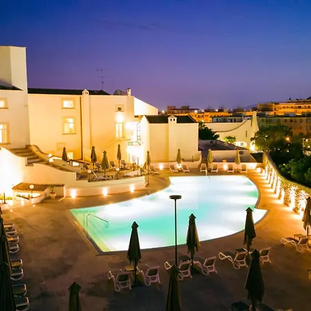 Grand Politi Hotel