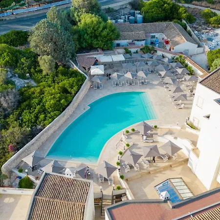 Grand Politi Hotel