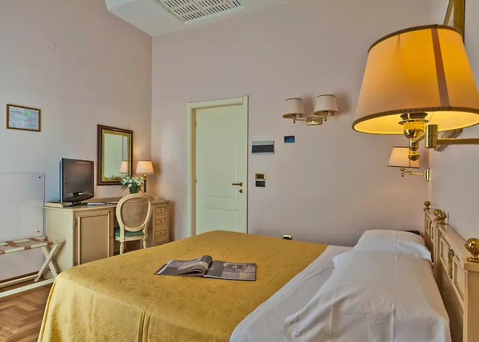 Grand Politi Otel Siraküza