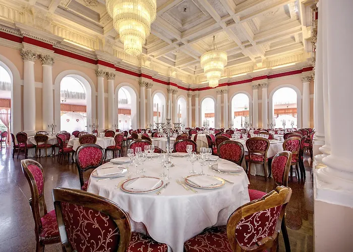 Otel Grand Politi Siraküza