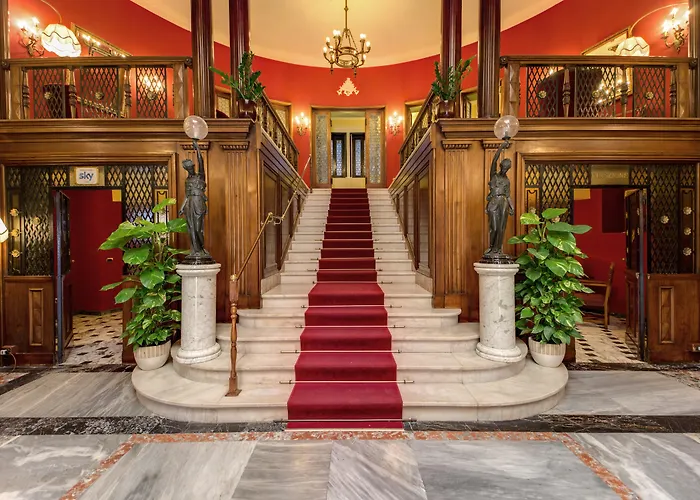 Grand Politi Otel 4*