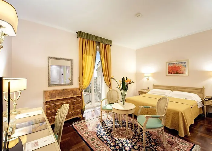 Grand Politi Otel Siraküza