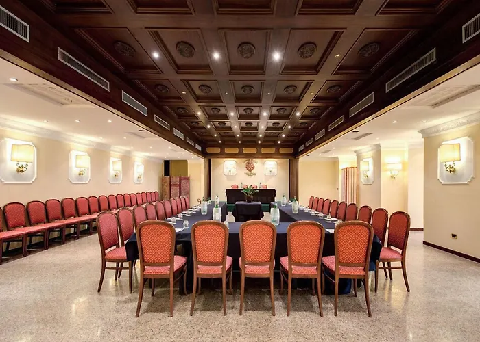 Otel Grand Politi Siraküza